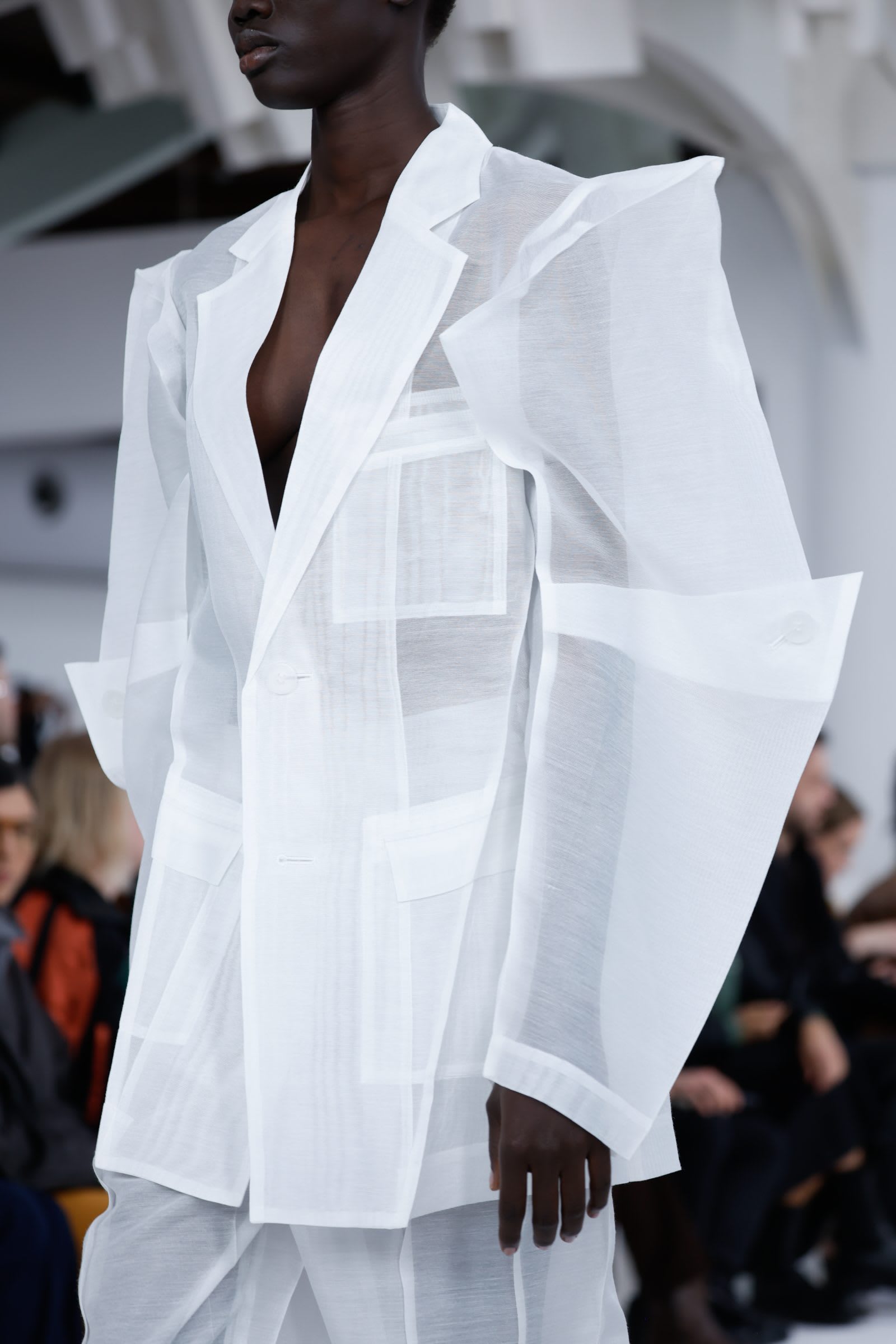 issey-miyake-details-high-23-1600x2400-1742418519699-qz4pqghszup