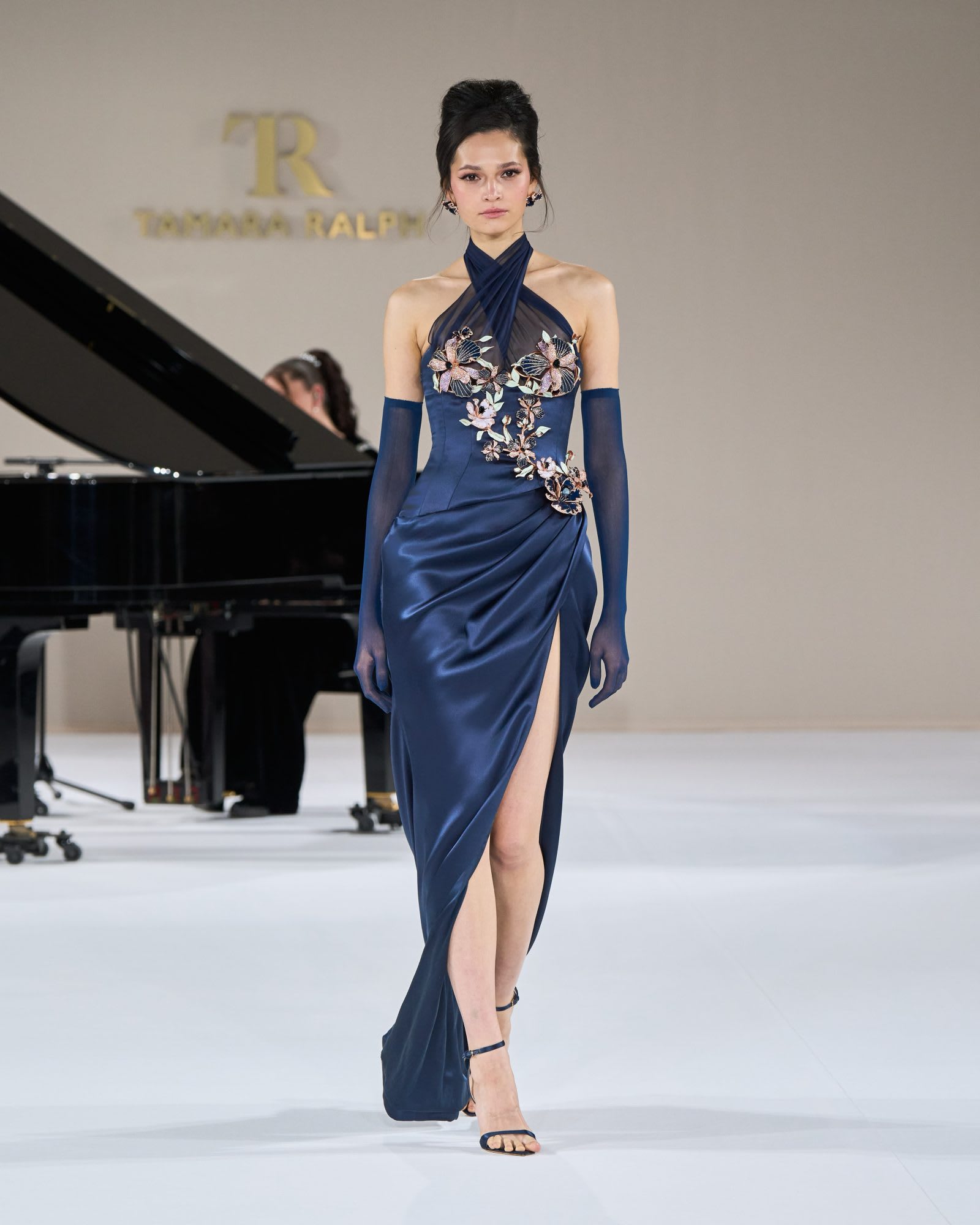 look2-1600x2000-1742417100577-rpdtsbpohci