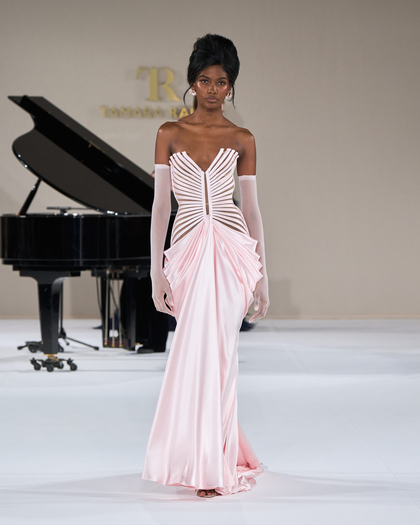 look3-1600x2000-1742417099120-azgk3g5pld