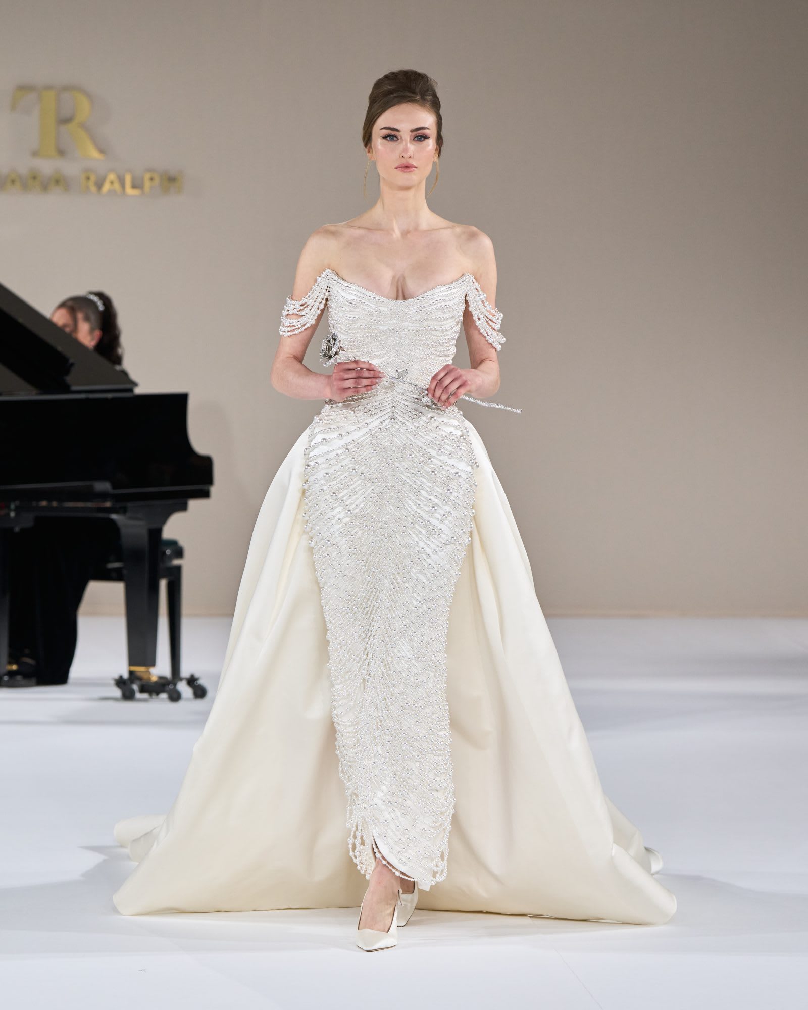 look30-1600x2000-1742417099700-0j3lhwe7mt2d