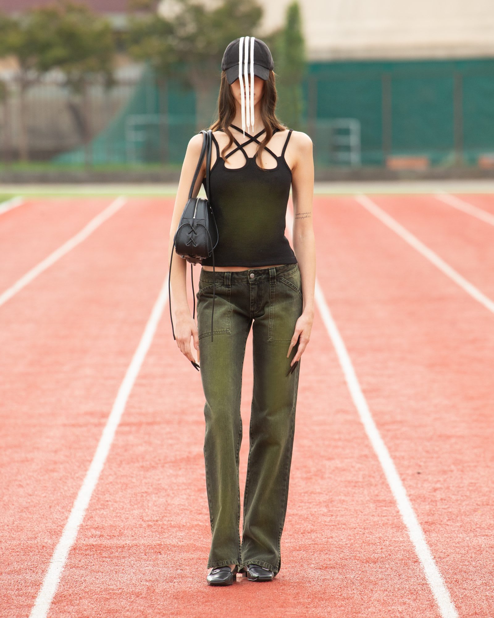 look8-1600x2000-1742418348280-tw2ehtpugsn