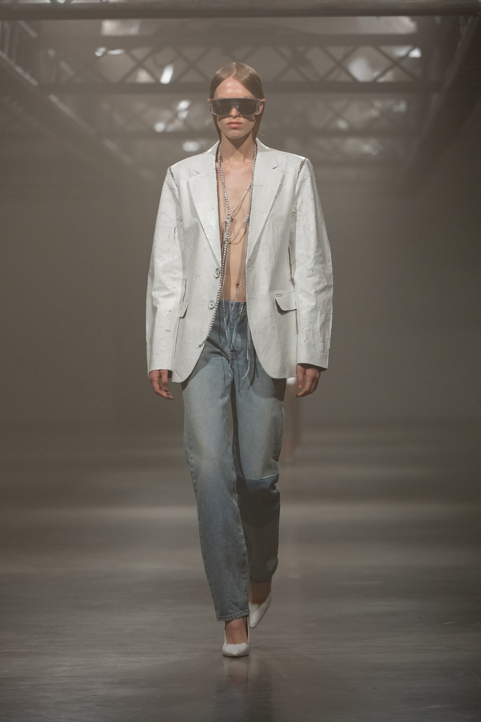 mm6-ss25-look-13-1600x2400-1742418671086-9zl5d9qw618