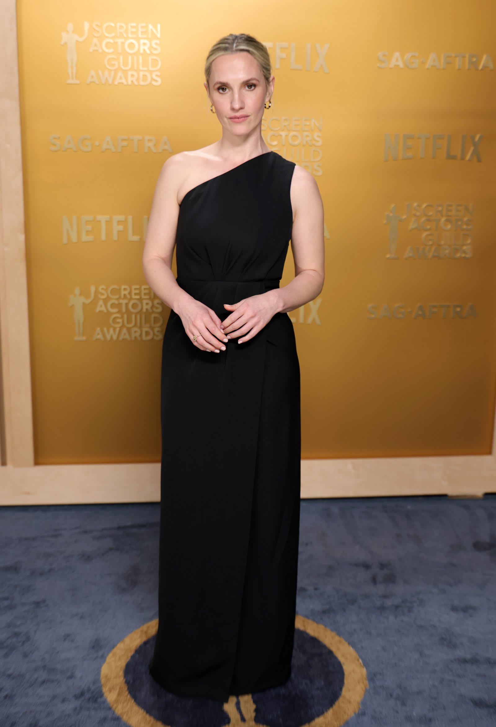 ruth-bradley-1600x2345-1742416944802-tmjtkefbefh