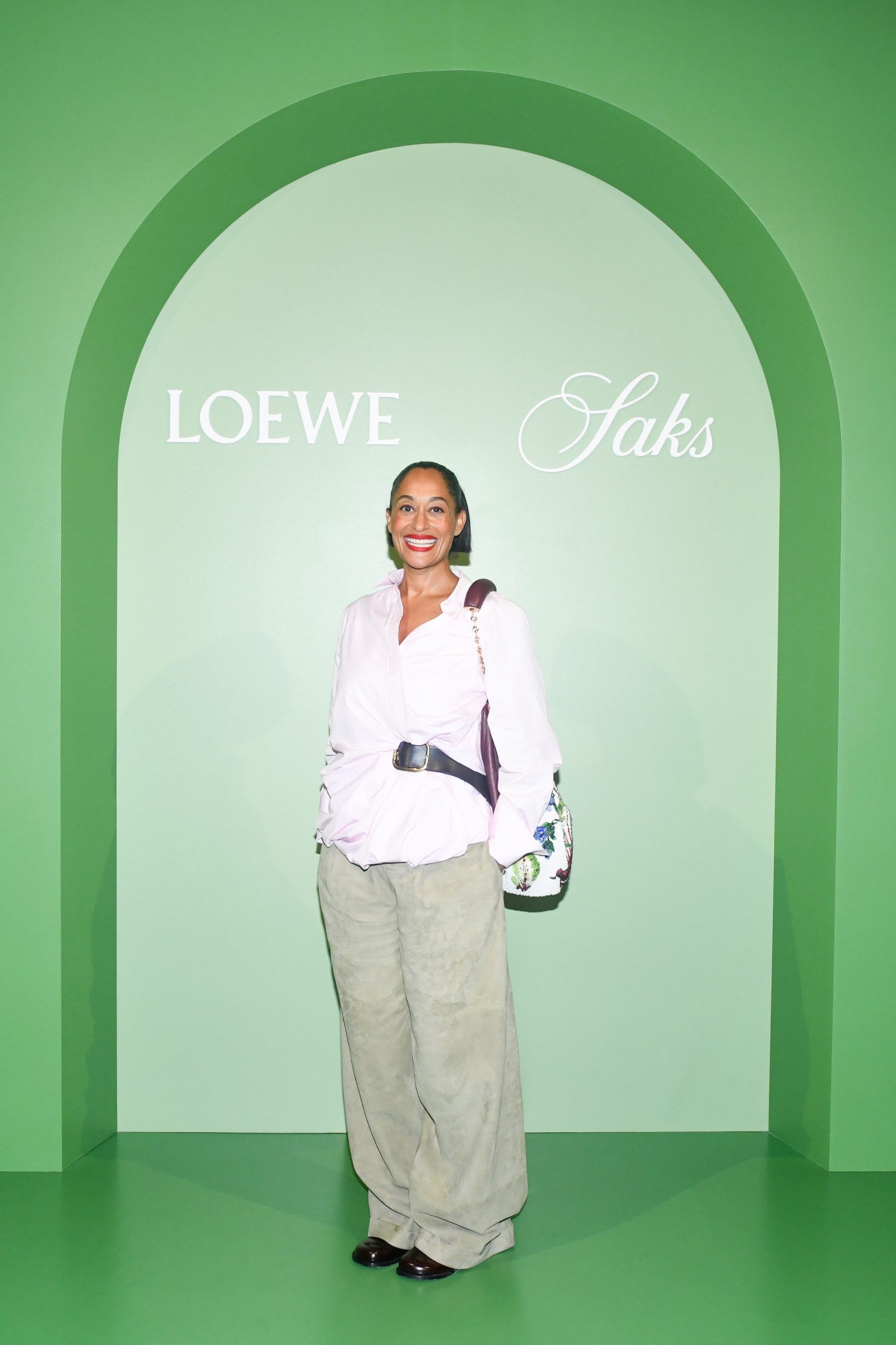 saks-x-loewe-dinner-tracee-ellis-ross-1600x2400-1742418943985-mbfp716j6w