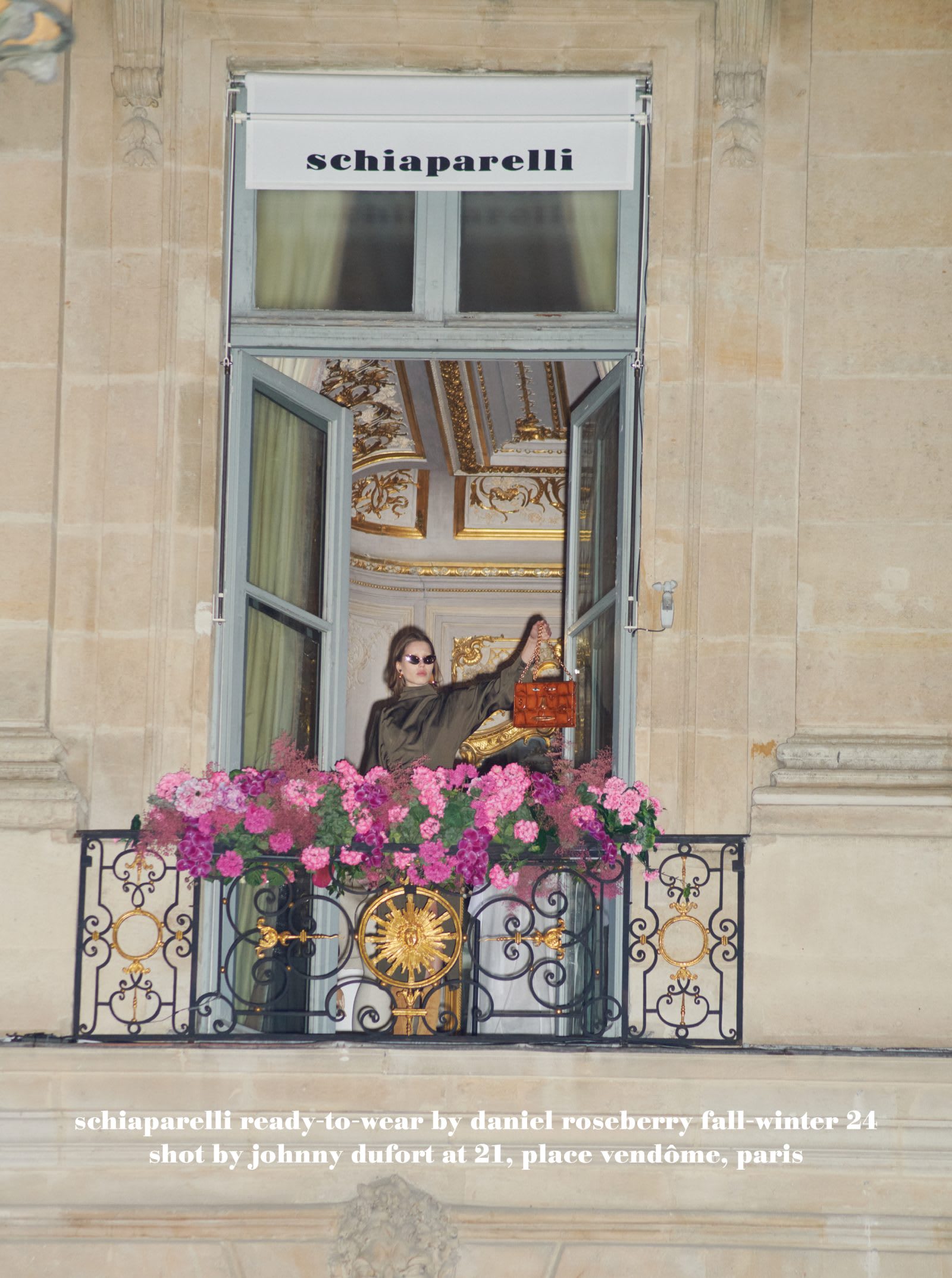 schiaparelli-fw24-full-1600x2148-1742418447945-ub5lqvvx61e