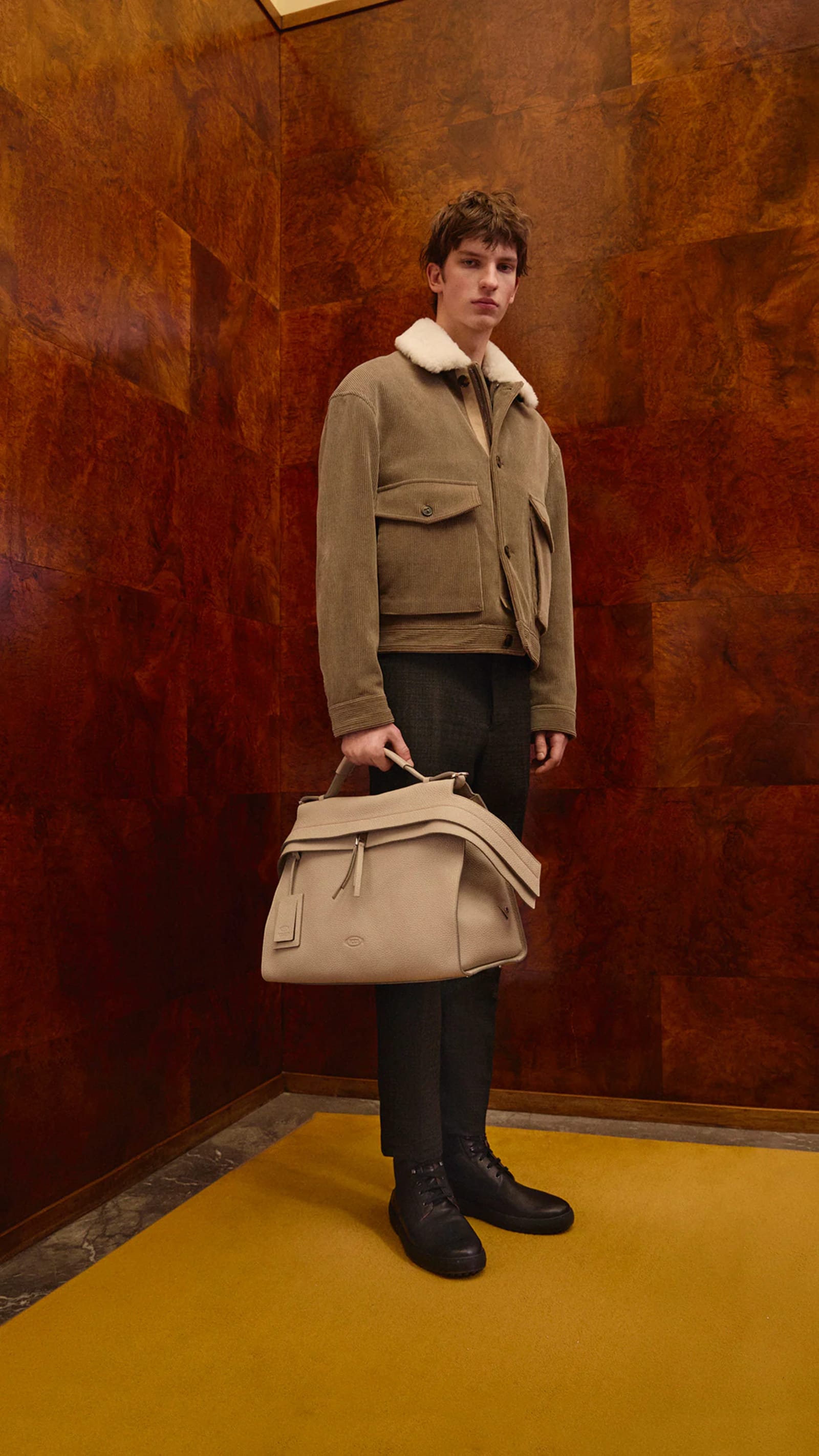 tods-man-collection-fw25-look-015-a.jpg-1742417296581-3izhg9lbmc4