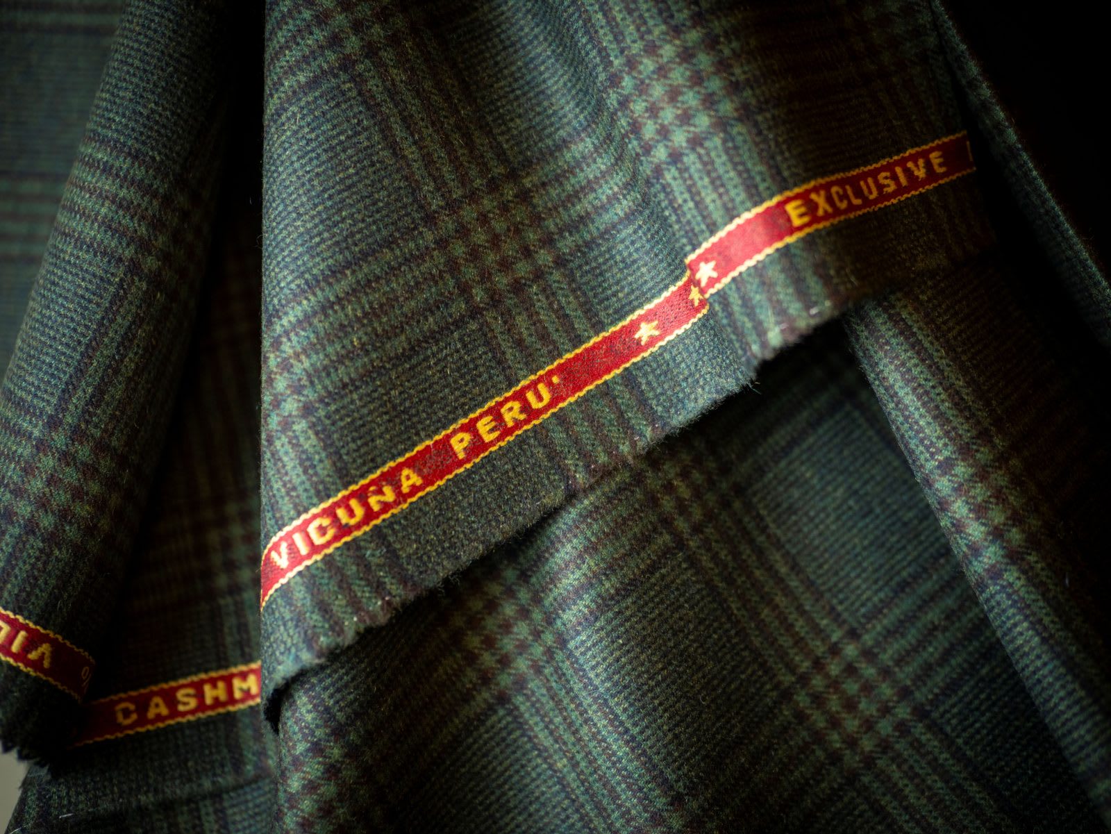 triennale-milano-and-kiton-exhibition-tailoring-school.-a-journey-into-education--e2-80-93-photo-marco-fattorusso-studioeffe-5-1600x1201-1742417270551-dctposbq7rg