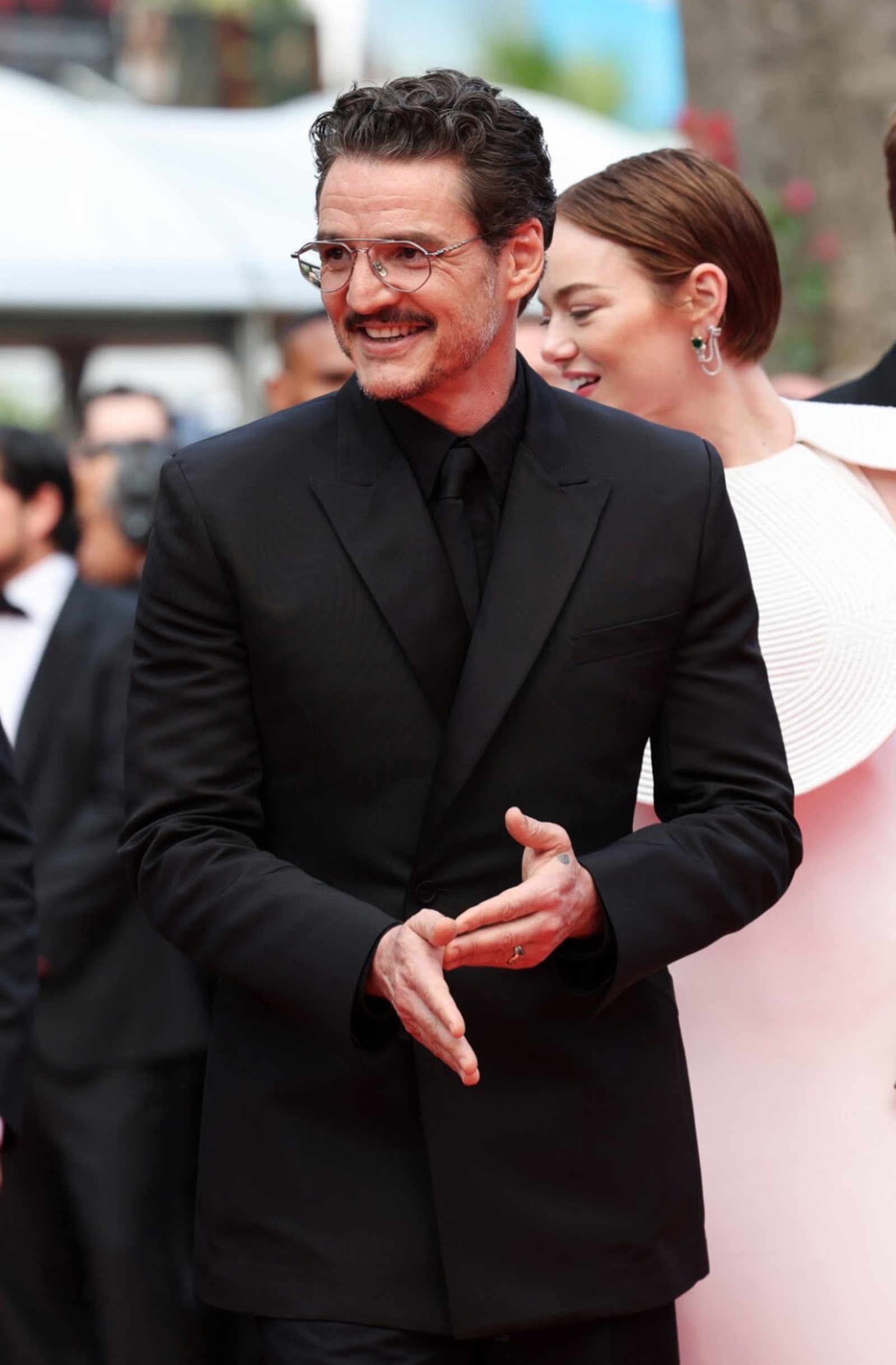 Pedro Pascal Dior Cannes