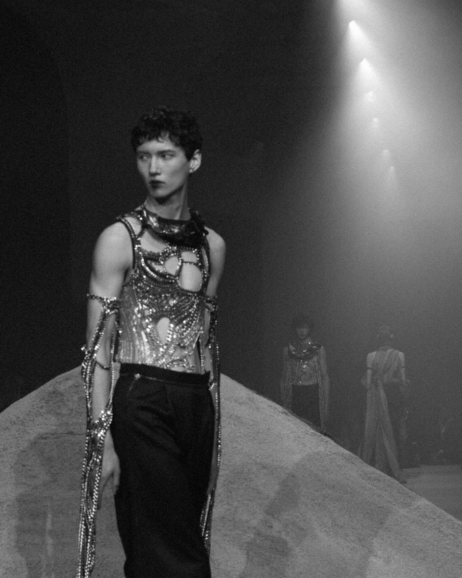 yuima-nakazato-ss25-11-1600x2000-1742417251833-uvjob9blyie