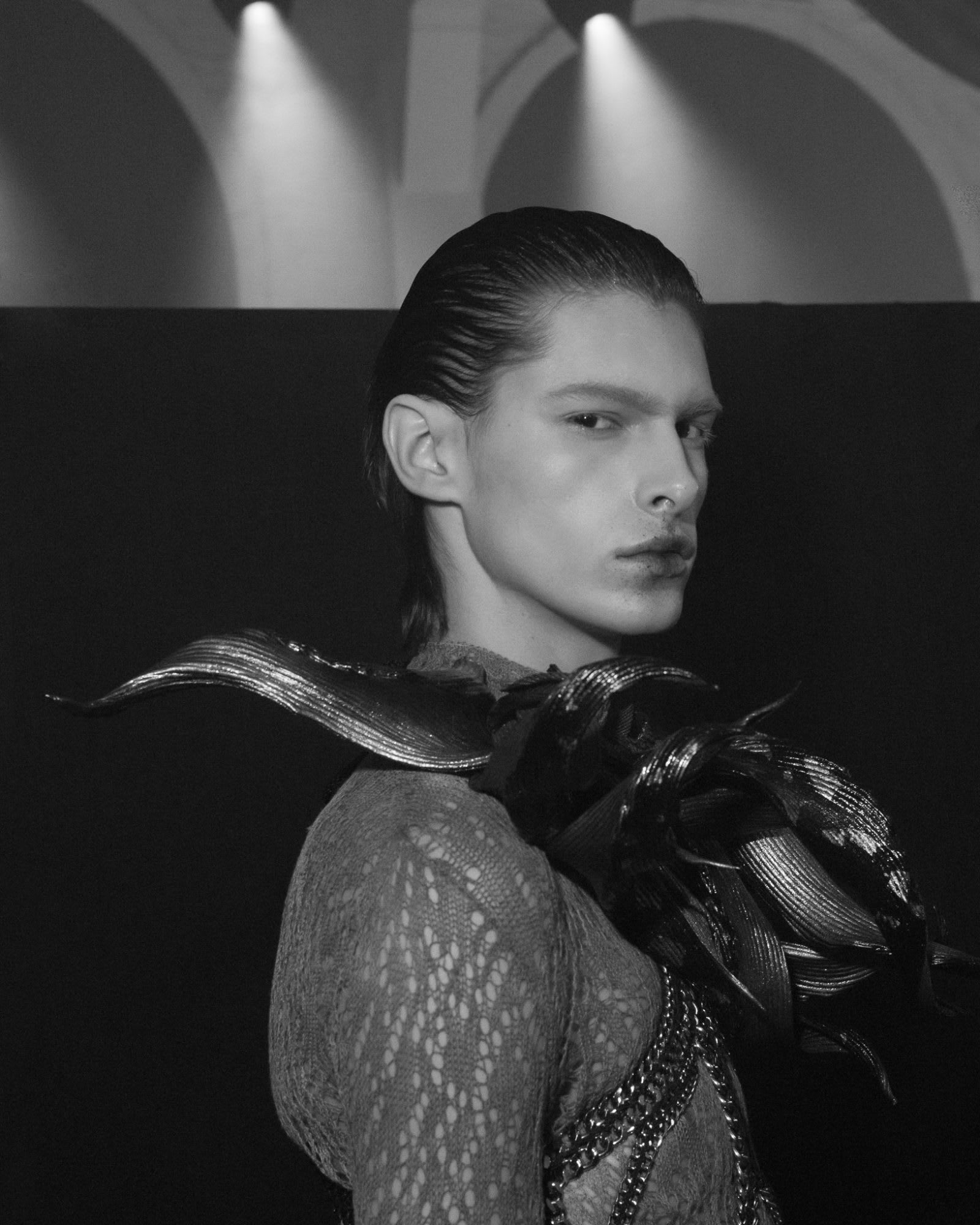 yuima-nakazato-ss25-7-1600x2000-1742417252221-8lndr5fl5x4