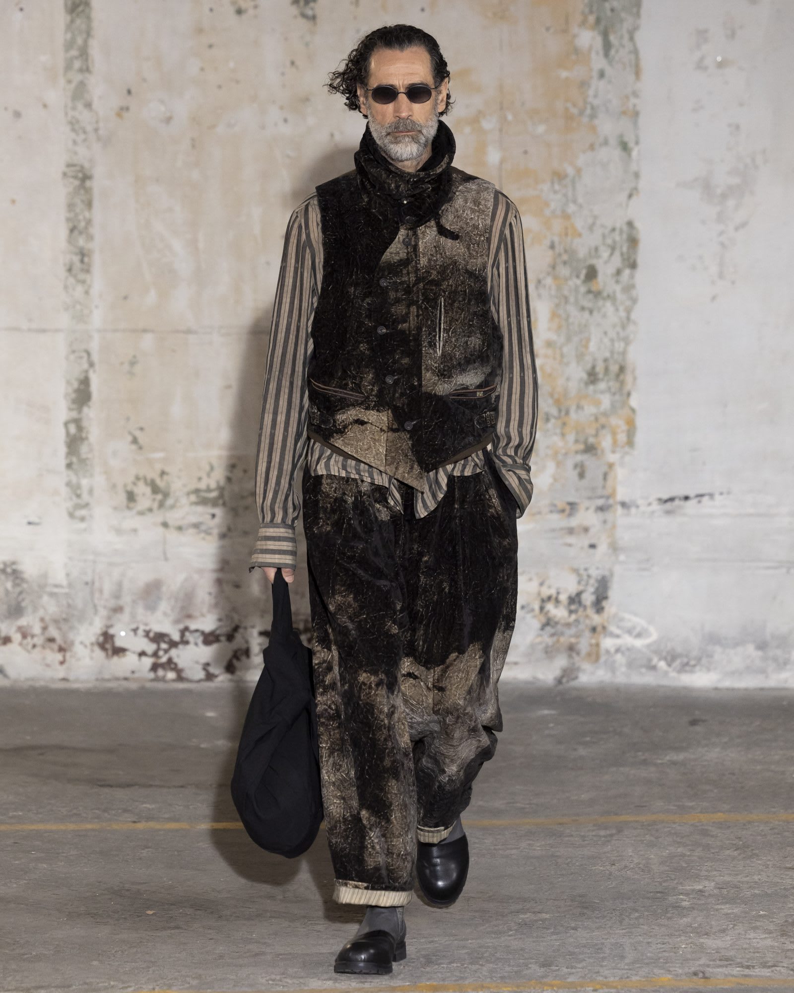 ziggy-chen-fw25-4x5-006-1600x2000-1742417284045-xj86dnub9jr