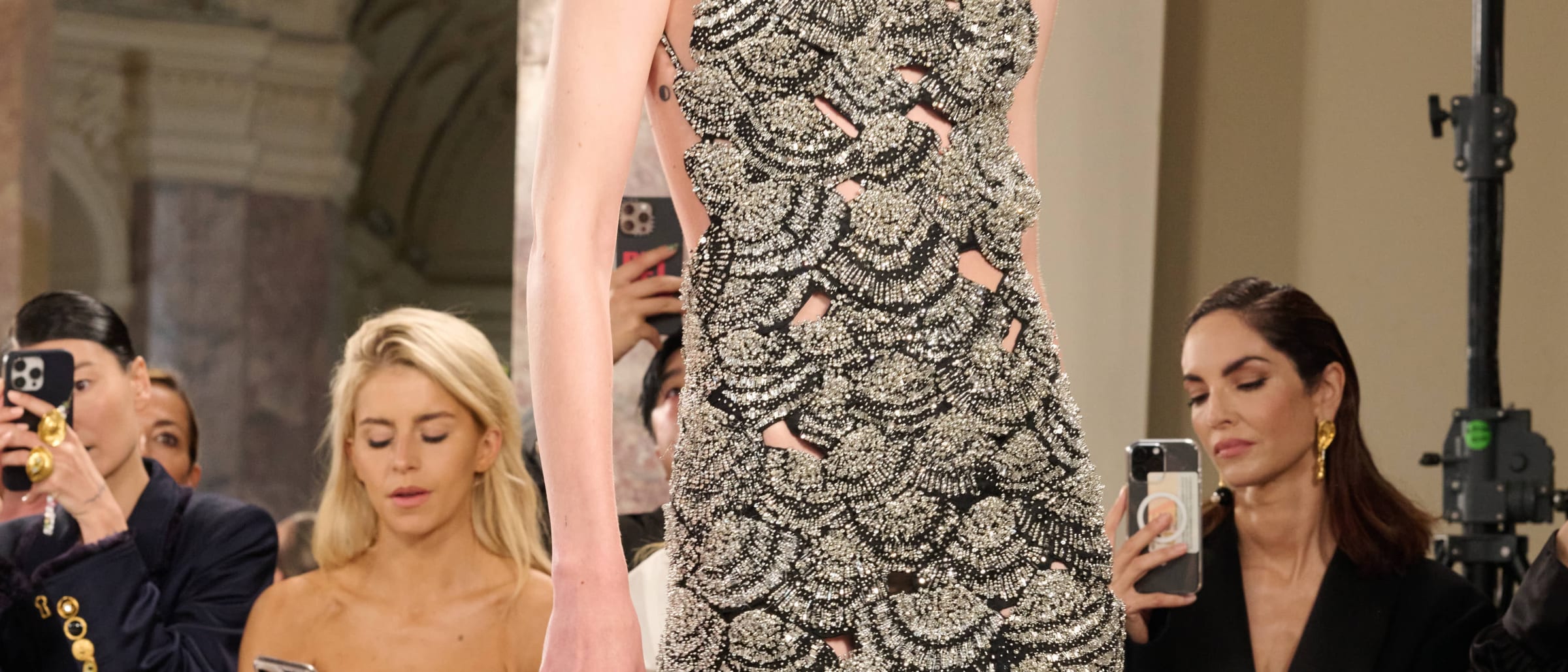 Schiaparelli Fall/Winter 2025-26 Proposes A Powerful Collection for A 'World on the Precipice'