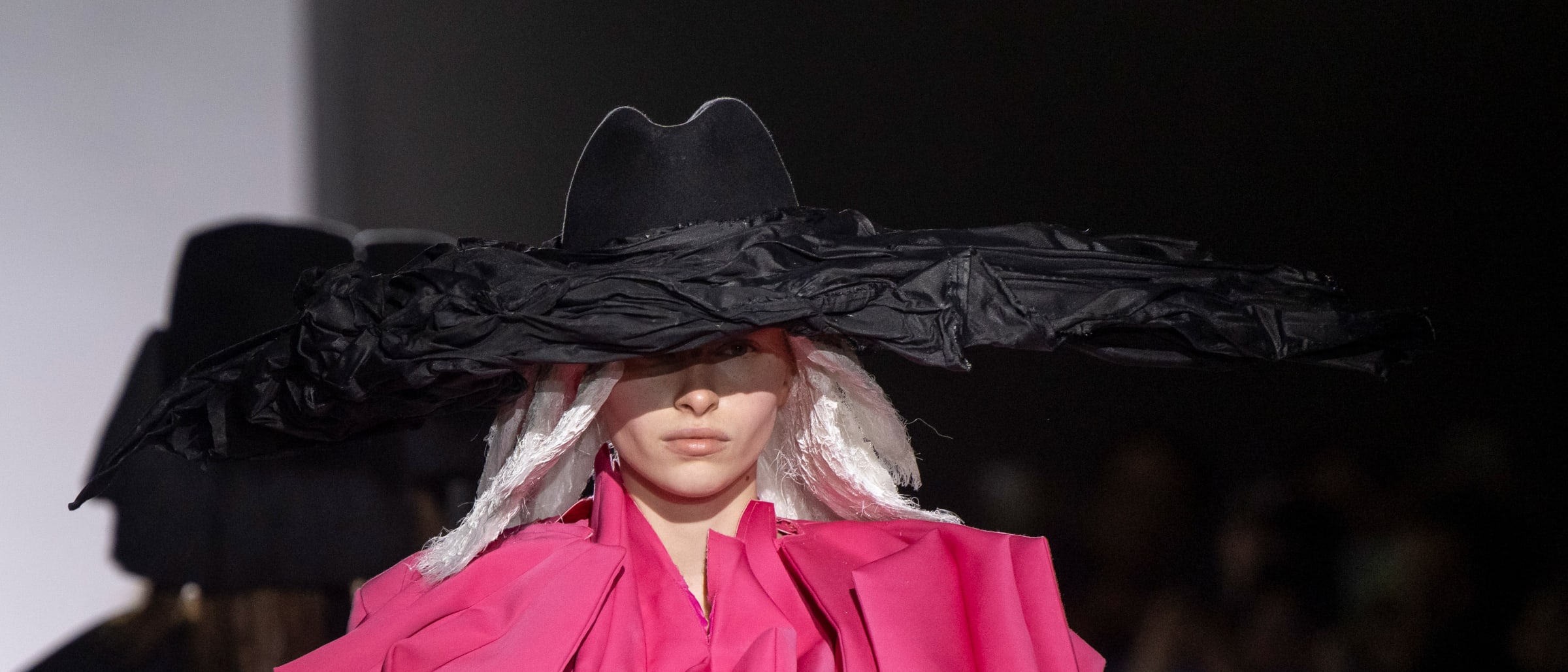 Comme des Garçons FW25 Is A Sculptural Wonderland Where Small Becomes Mighty