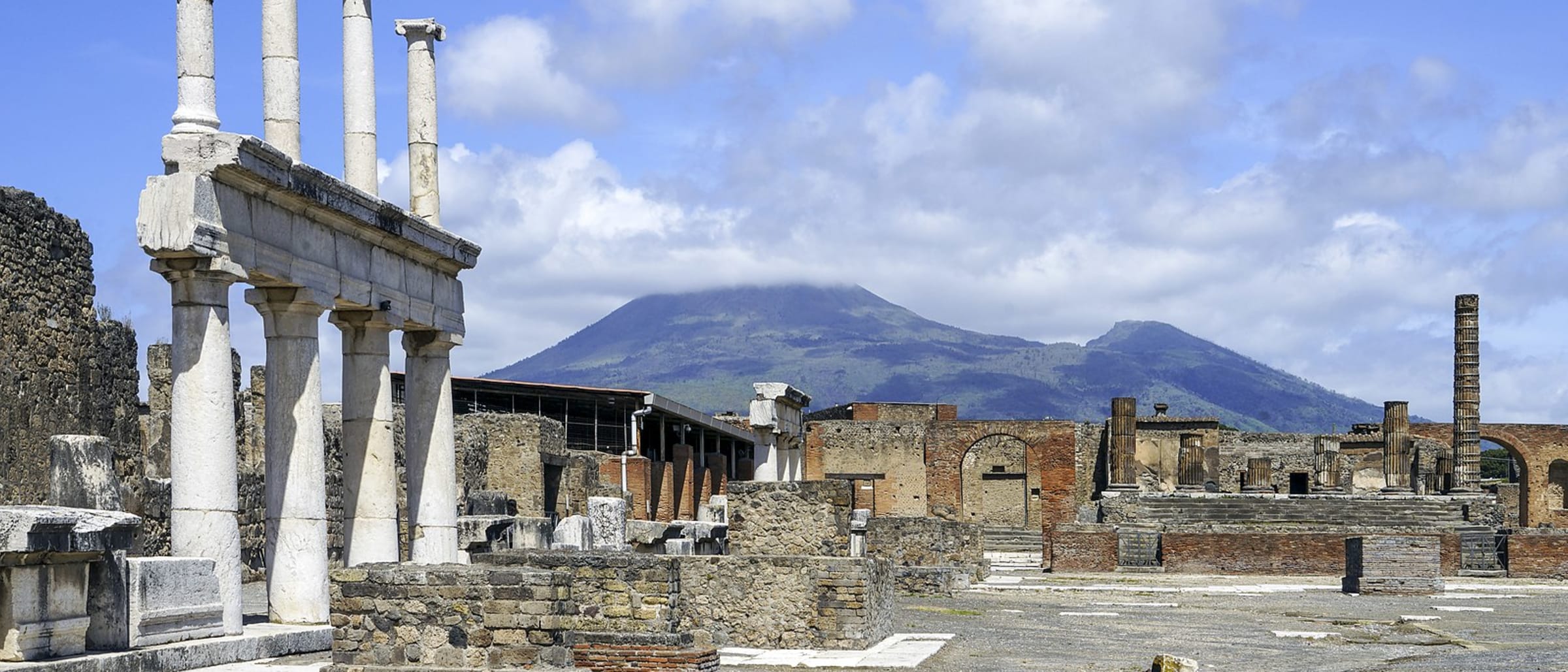 The Color Red, Rothko, and The Streets of Pompeii