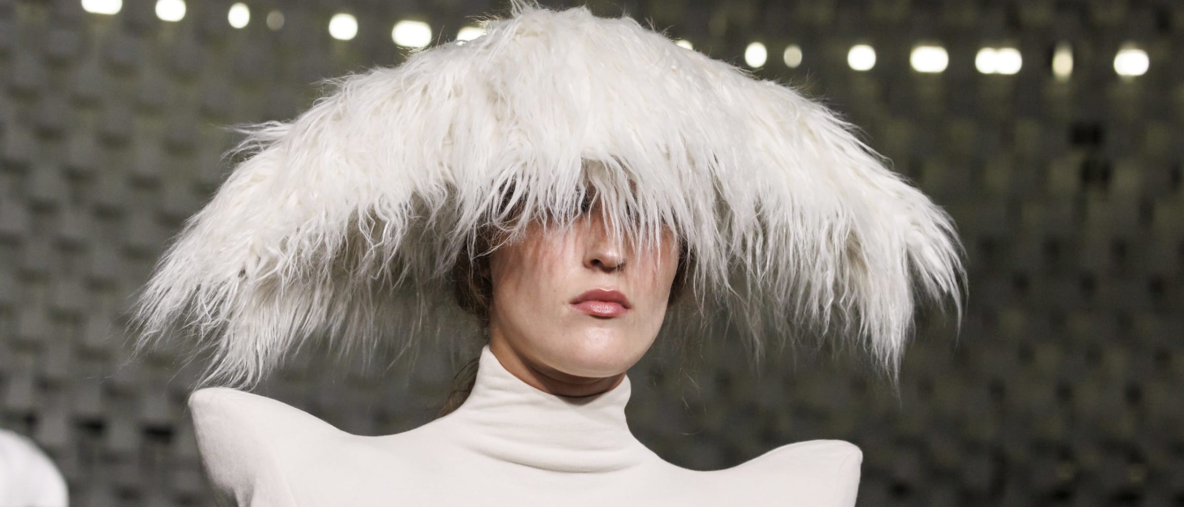 Luis de Javier Spring-Summer 2025: Spanish Designer Makes Paris Debut with Tour de Force Collection 