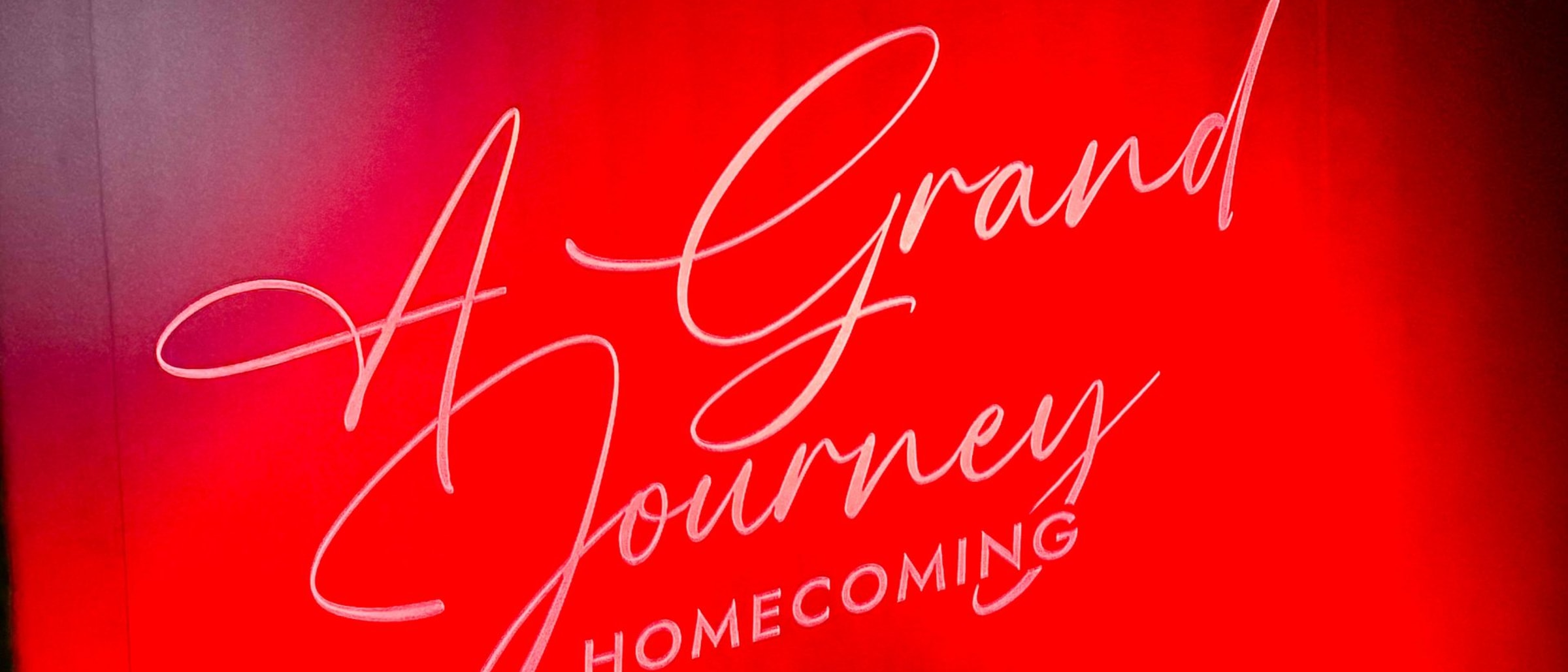 Kiton Spring-Summer 2025 Women’s Collection: A Grand Homecoming