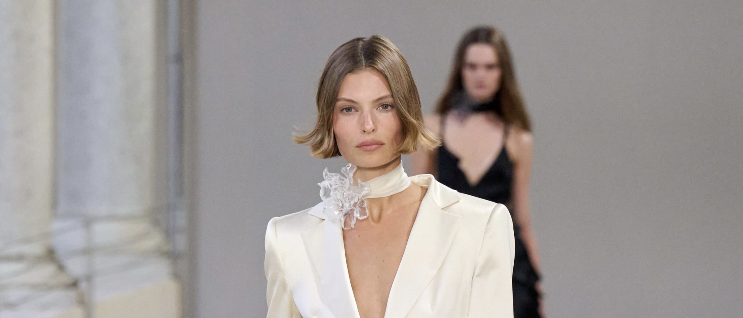 Alberta Ferretti Spring-Summer 2025: Ethereal Lightness