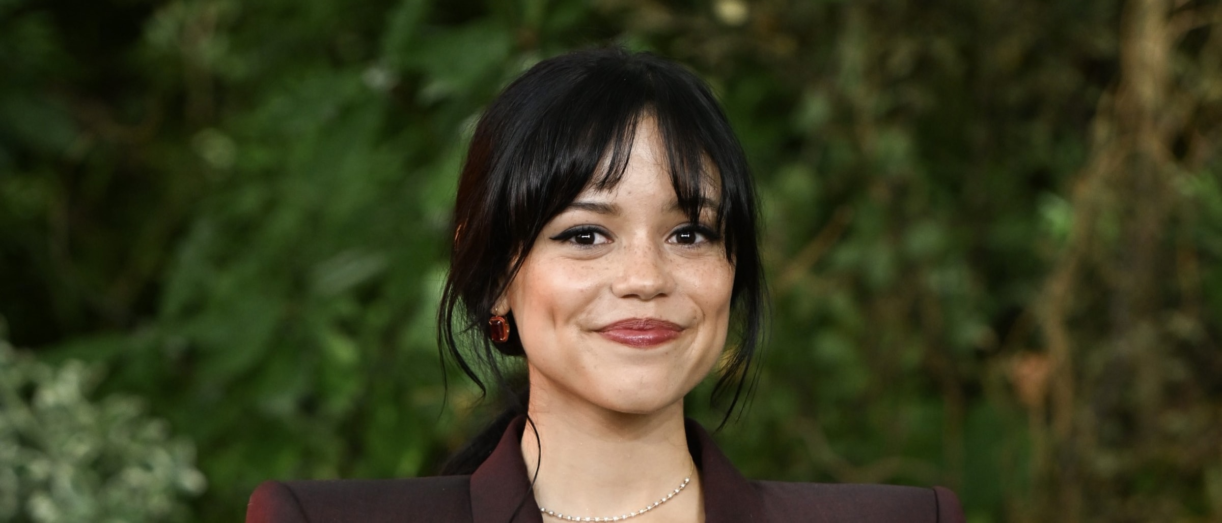 Jenna Ortega Stuns in McQueen at ‘Beetlejuice Beetlejuice’ Photo Call in London