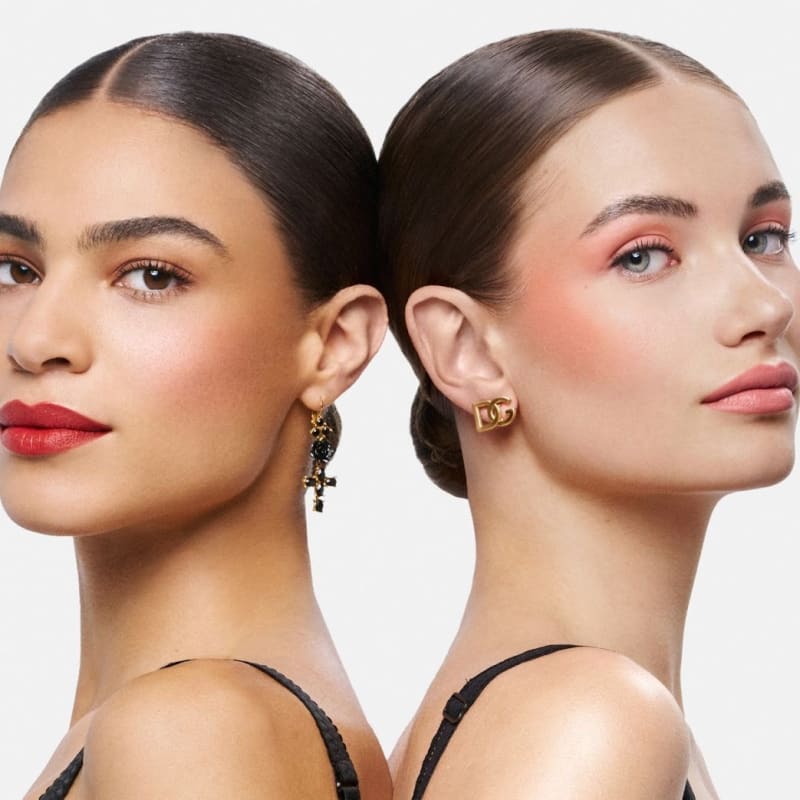 How to Improve Skin Hydration, Elasticity, and Tone Through Modern Methods