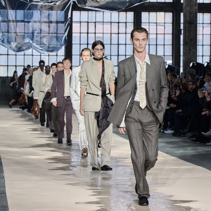 Boss SS26: A Visual Dialogue Between Order and Disorder 