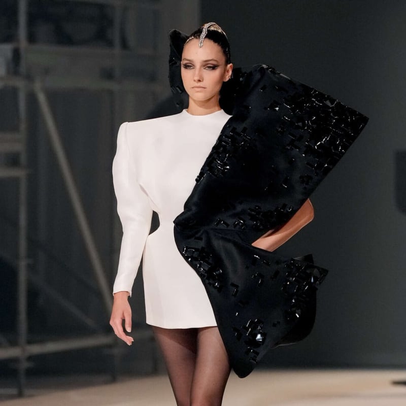 Stephane Rolland Ignites the Runway with Bold, Bolero-Inspired Haute Couture