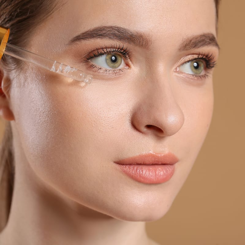 Why Your Morning and Evening Skincare Routines Should Be Different