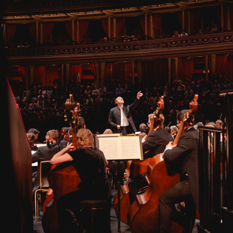 dunhill and the Royal Philharmonic Orchestra Compose a New Era of British Elegance