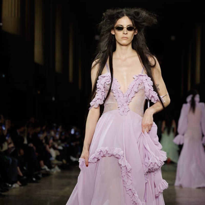 McQueen FW25: McGirr’s Irreverent Artistry