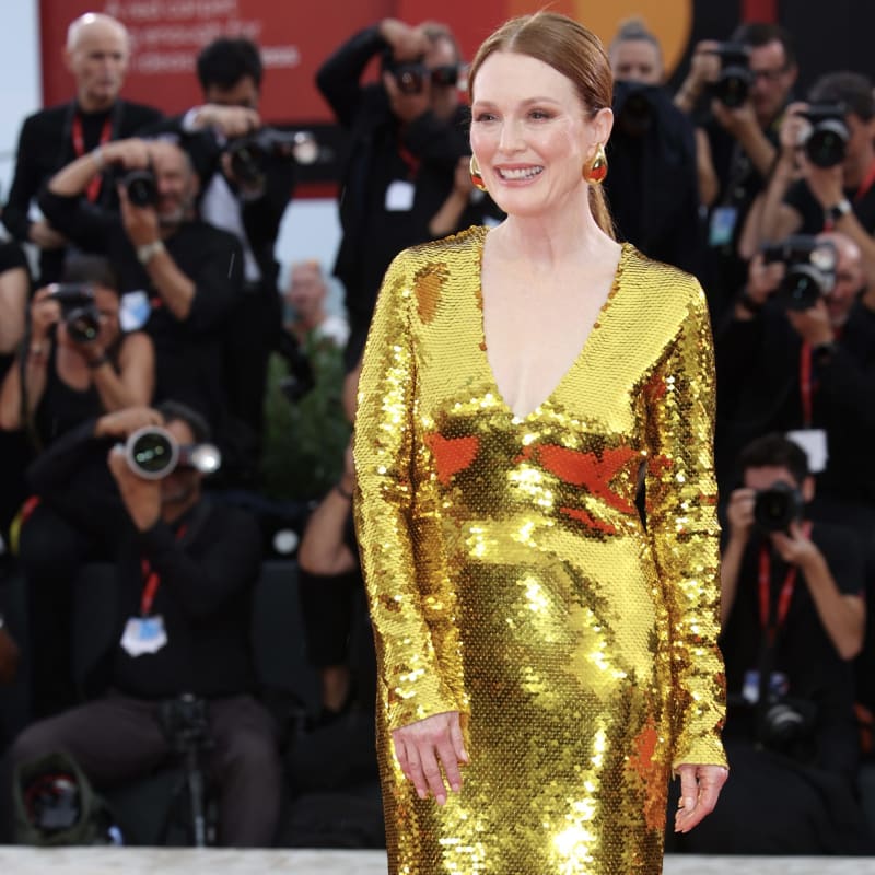 Julianne Moore Dazzles in Bottega Veneta Golden Glamour at Venice Film Festival for ‘The Room Next Door’