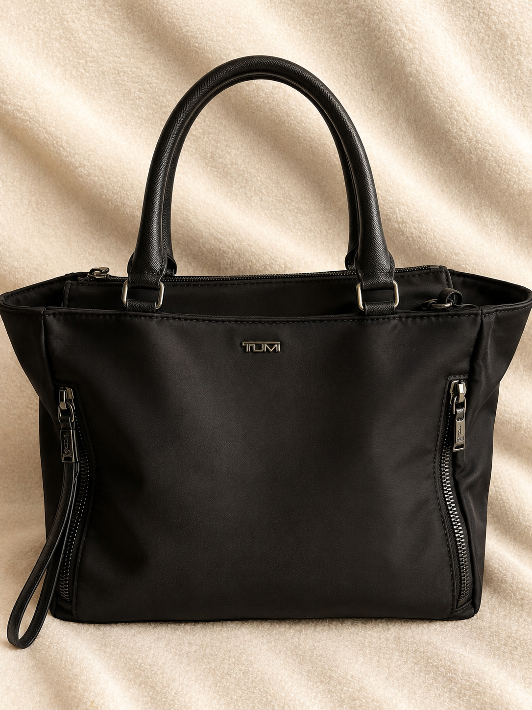 TUMI VOYAGEUR TOTE