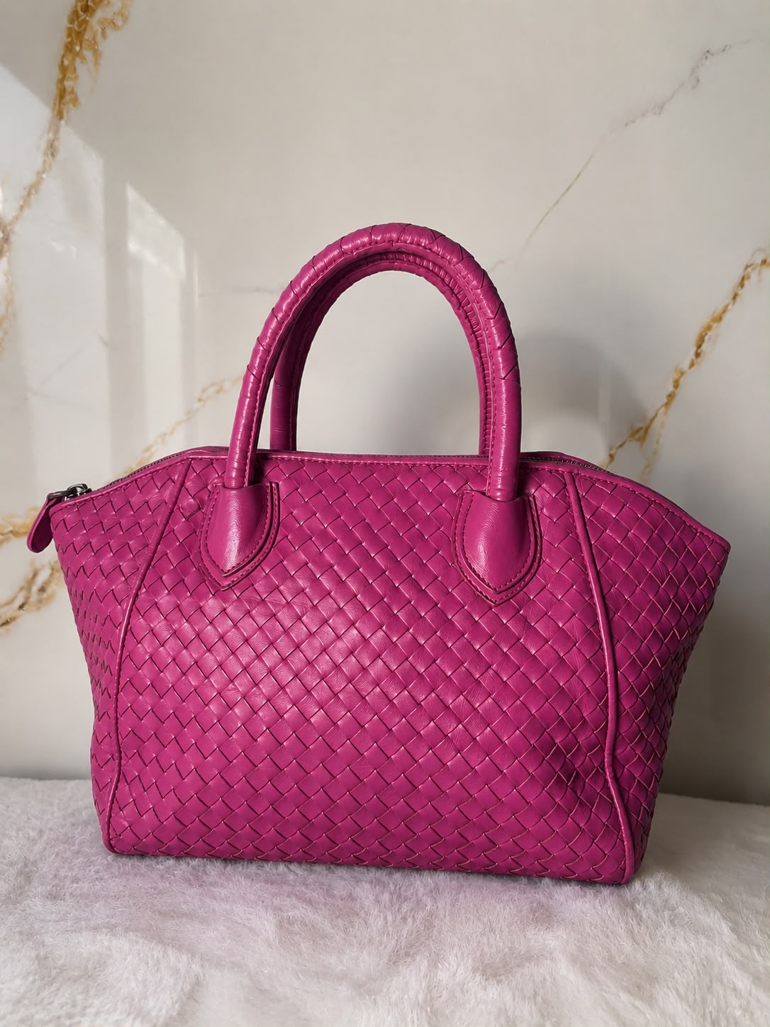 Bottega Veneta – Intrecciato Leather Handbag