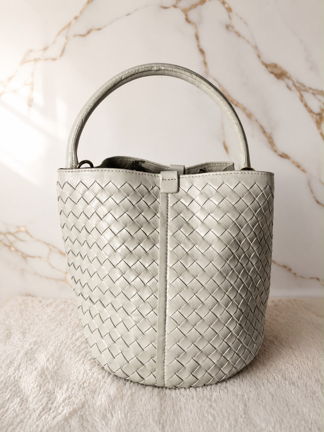 Bottega Veneta – Intrecciato Leather Bucket Bag