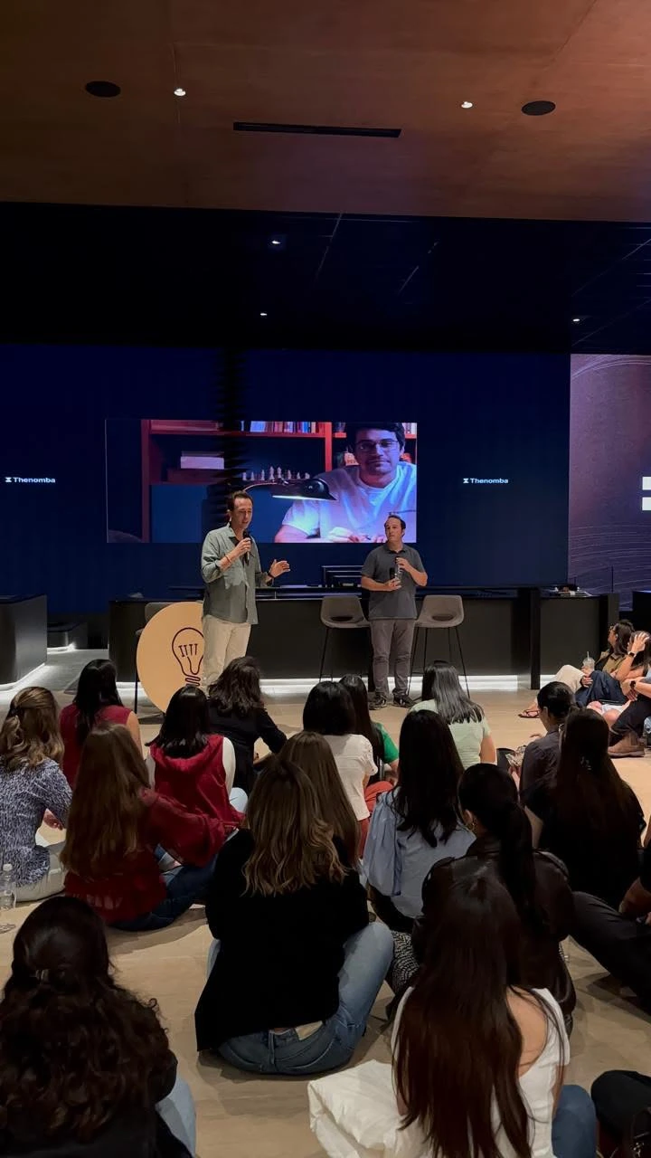 Conferencia “Me Gusta Como Piensas” con el Padre Antonio
