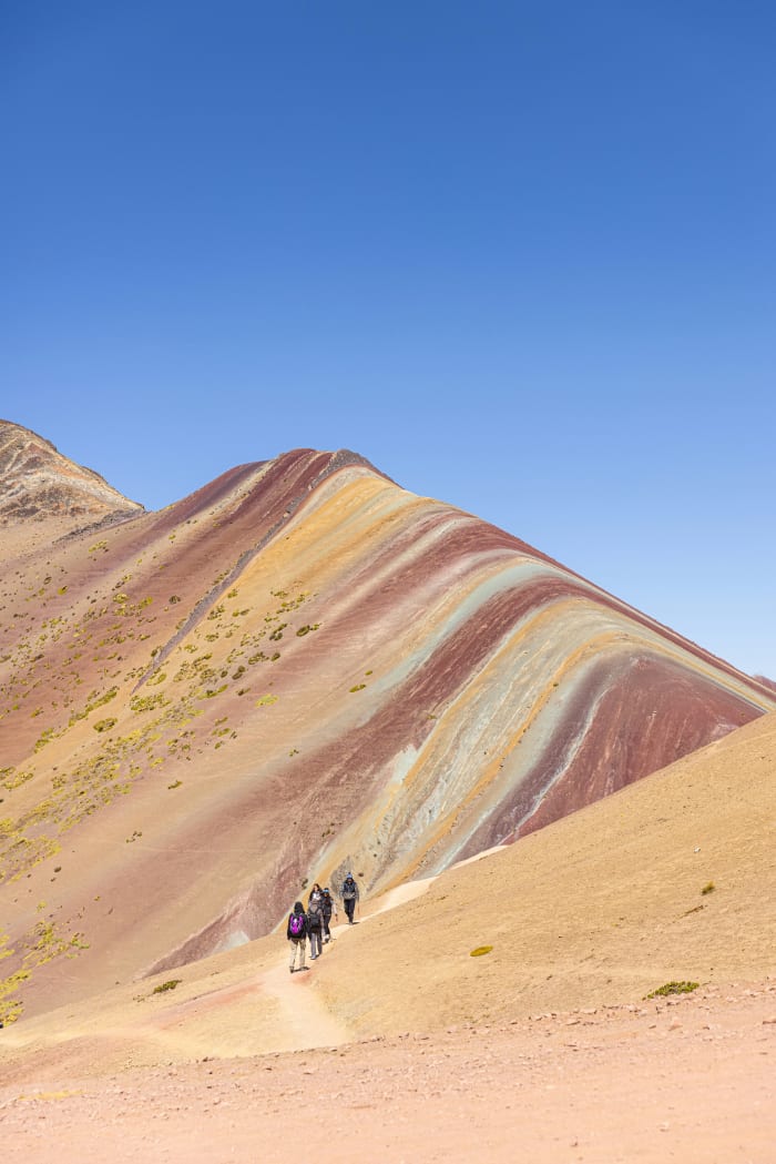 The best way to visit Rainbow Mountain - Seven Color Mountain (Vinicunca) - imagen 1