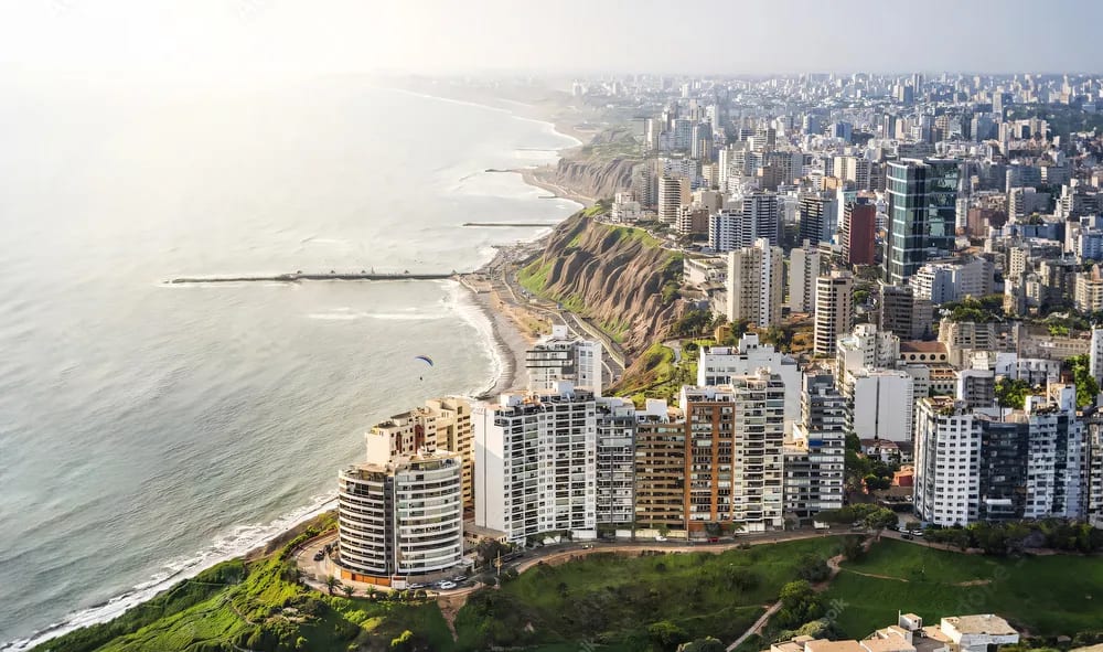 Lima – Llegada a la Ciudad de Reyes 1