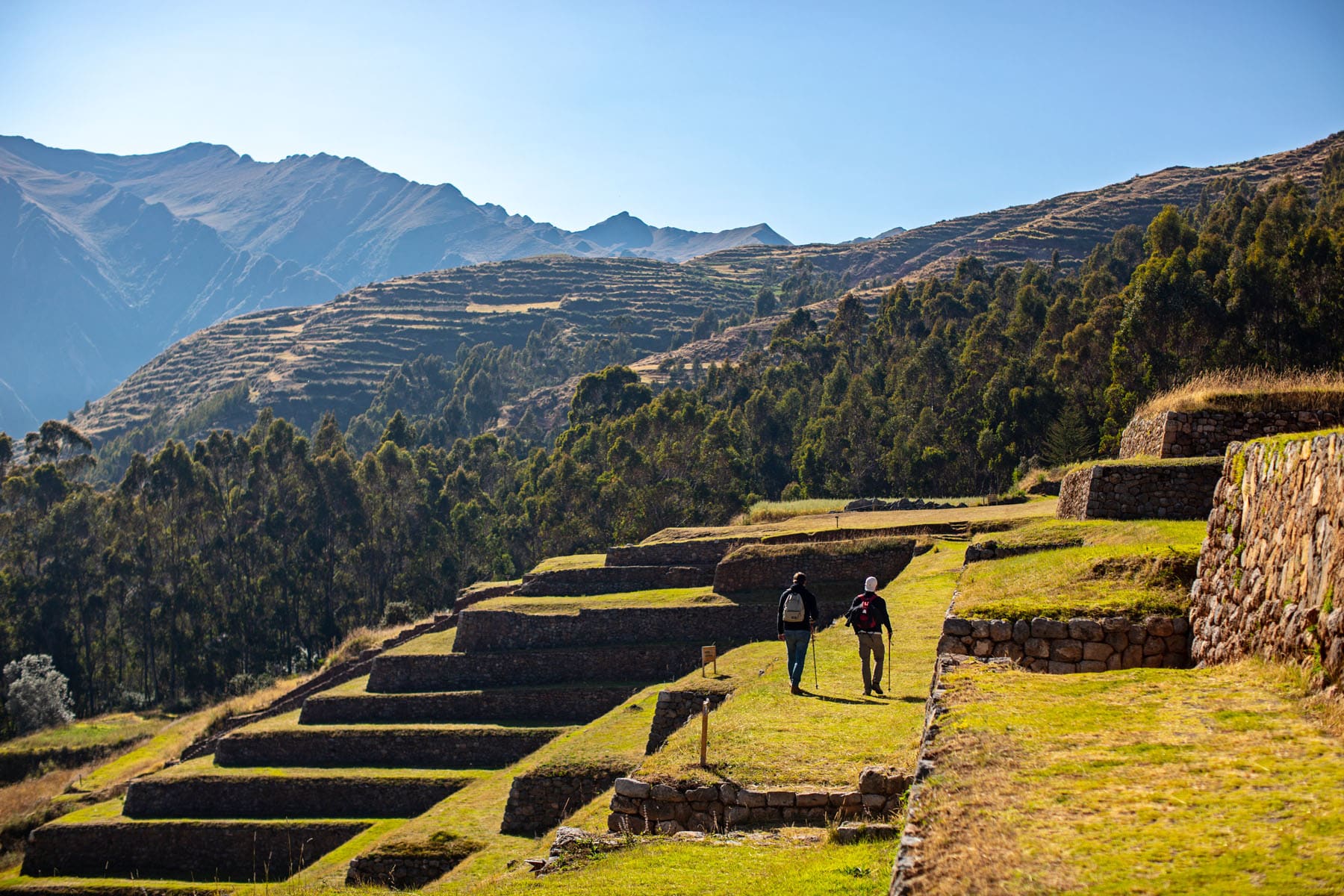 Day 4: Pisac Andean Market & Archaeological Site, Hacienda Huayoccari & Ollantaytambo Fortress (B, L)