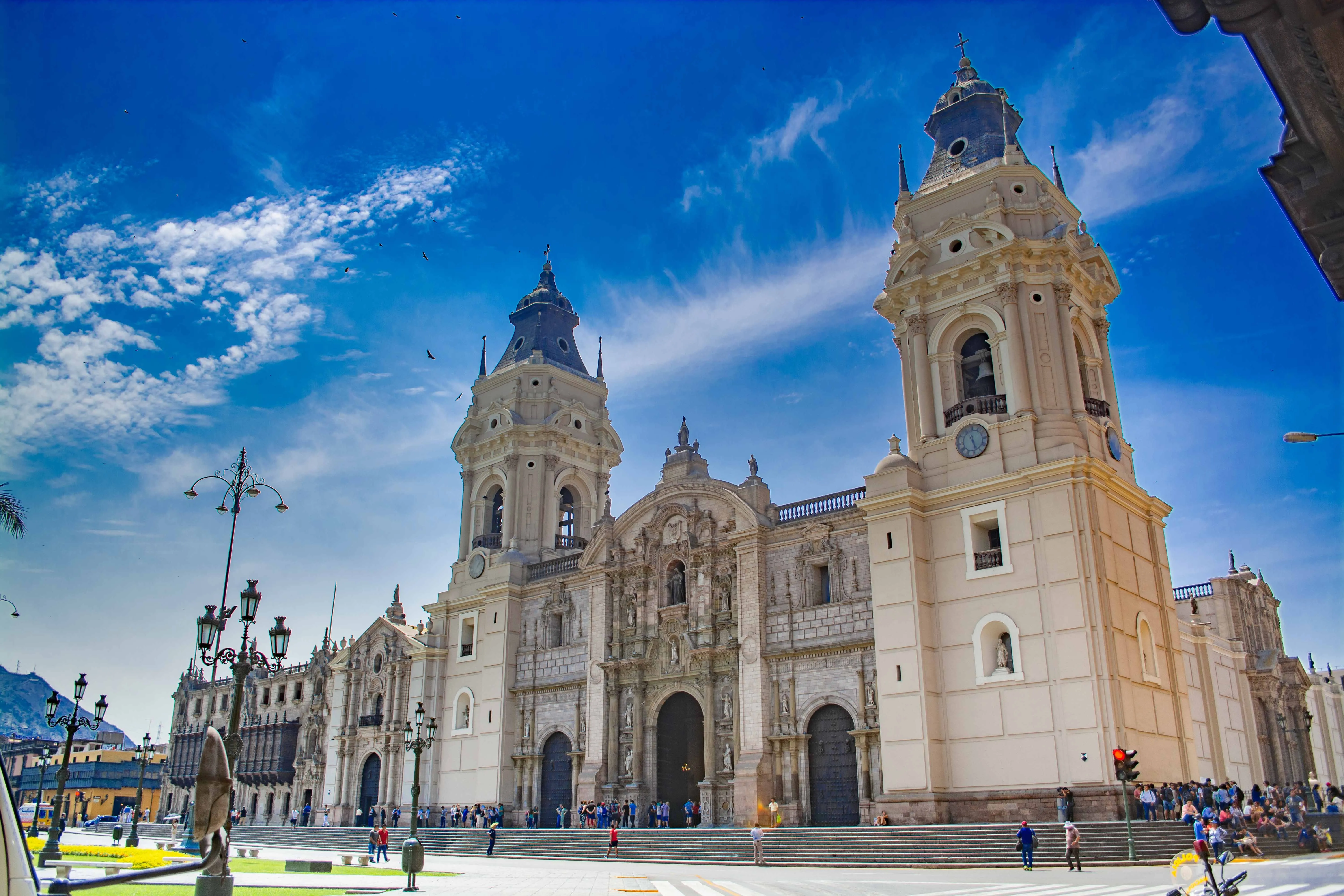 Day 2   Lima – Tour of Modern and Colonial Lima (B) 