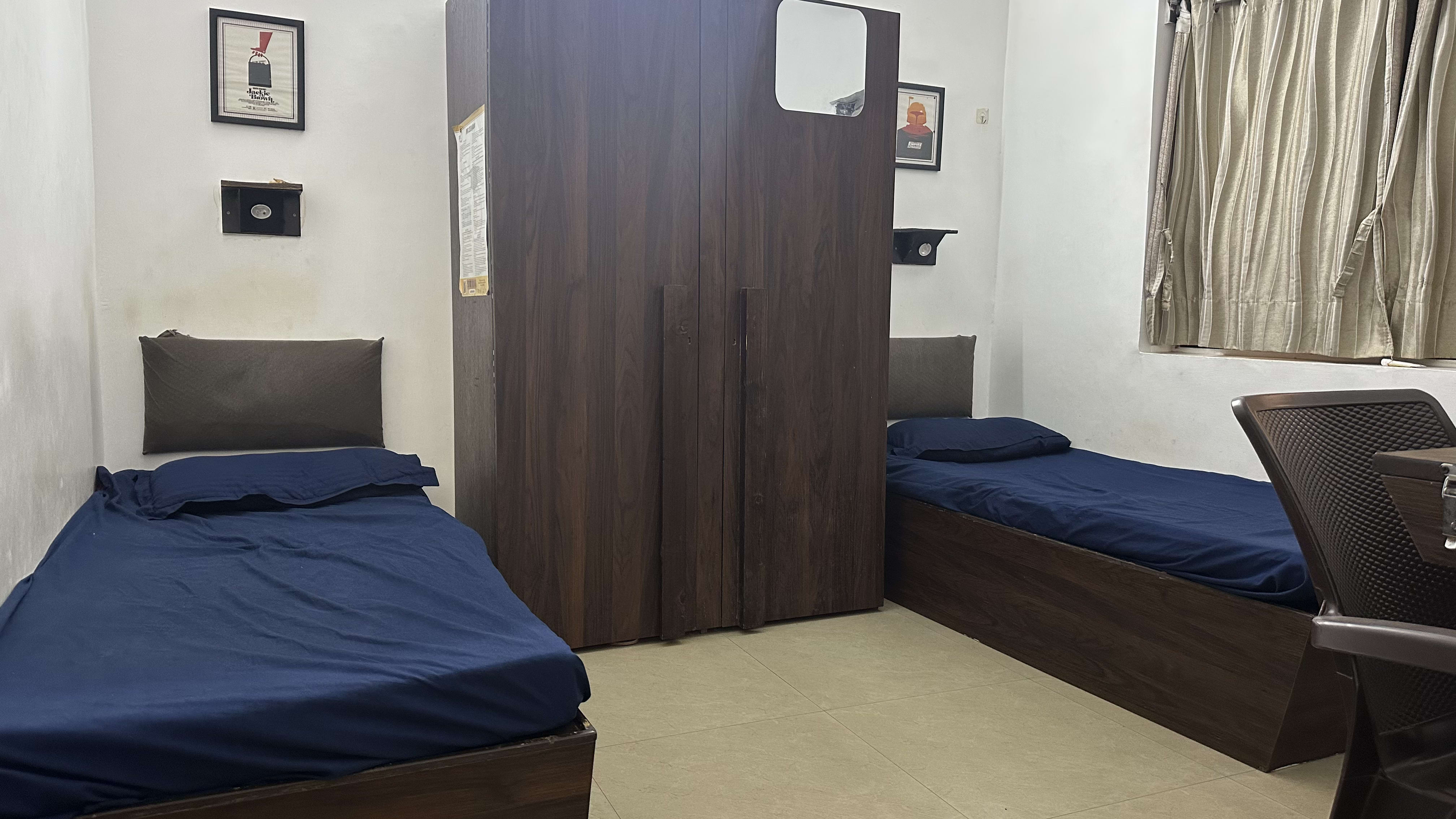 Boys Shared room at Safe house boys pg PG in Kamla Nagar, Delhi - OT-B-522147