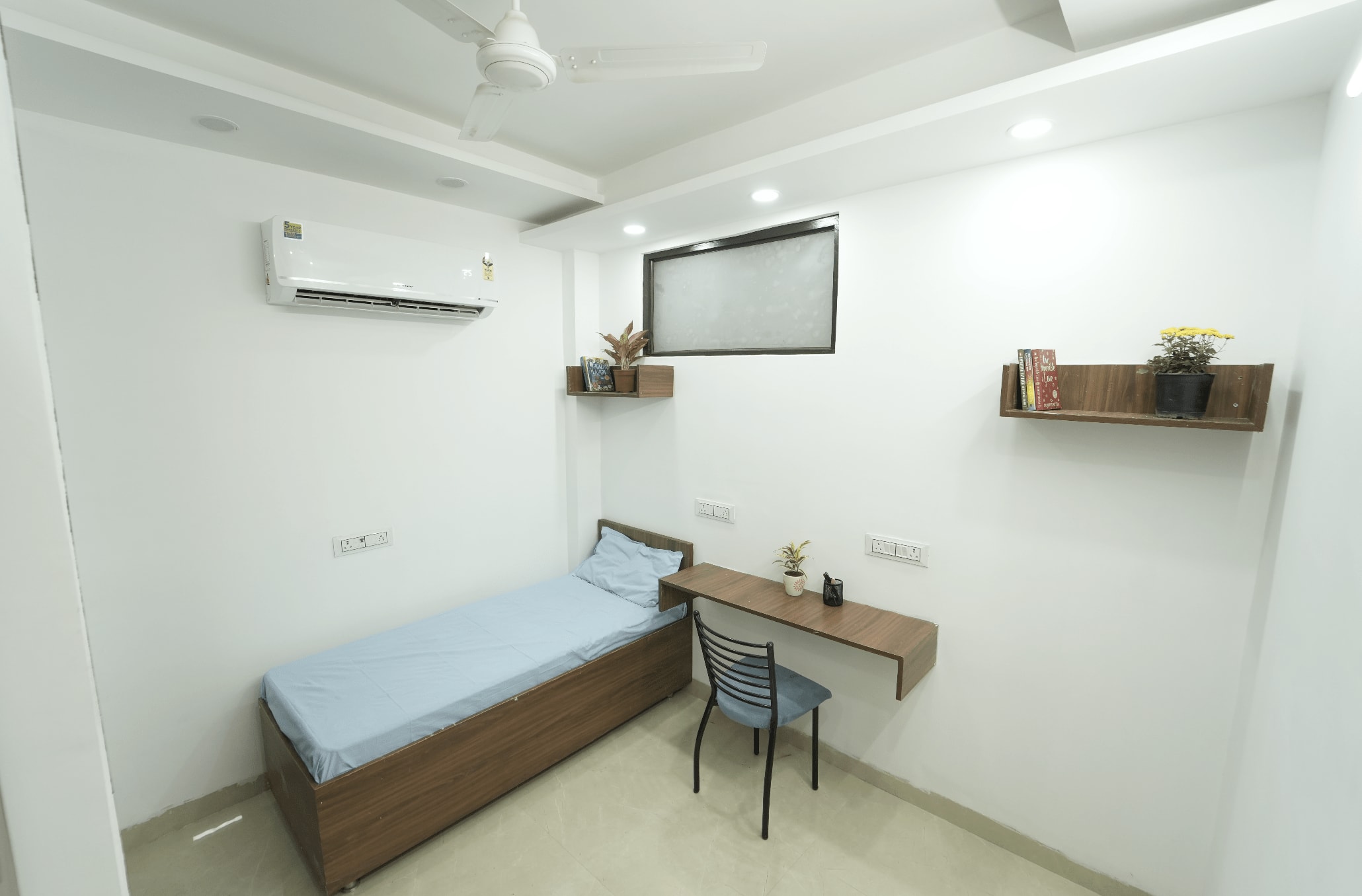 Girls Single room at Nile House E-26, Single Storey PG in Vijay Nagar, Delhi - VN-G-745414