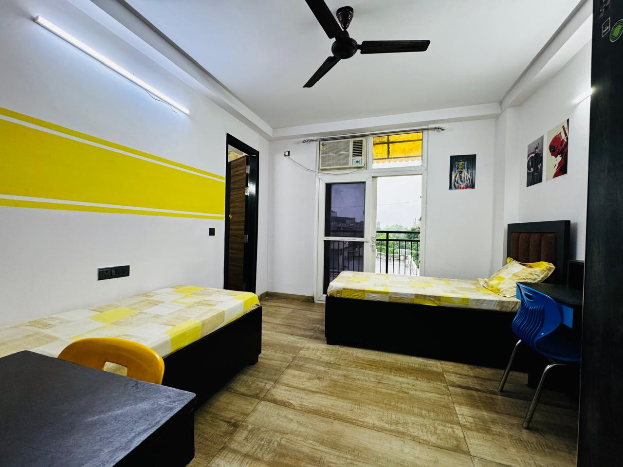 Orion Leo E 163, Kamla nagar 