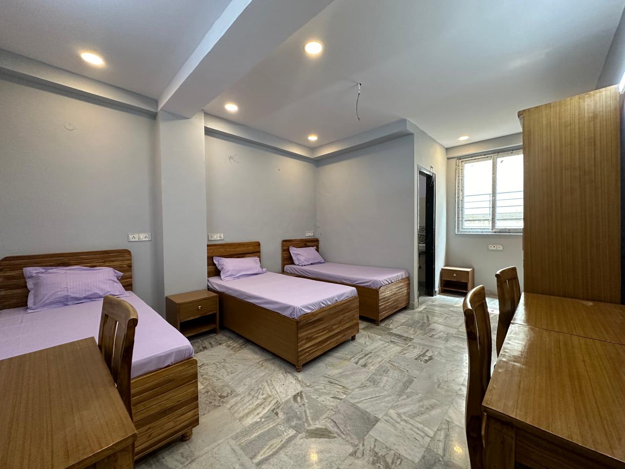 Orion Magnus UA27, jawahar nagar,Kamla nagar