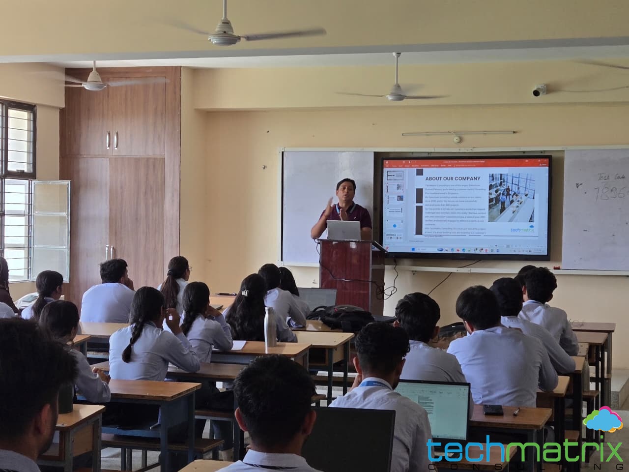 Keeping the Momentum: Day 2 of the Techmatrix Placement & Internship Drive