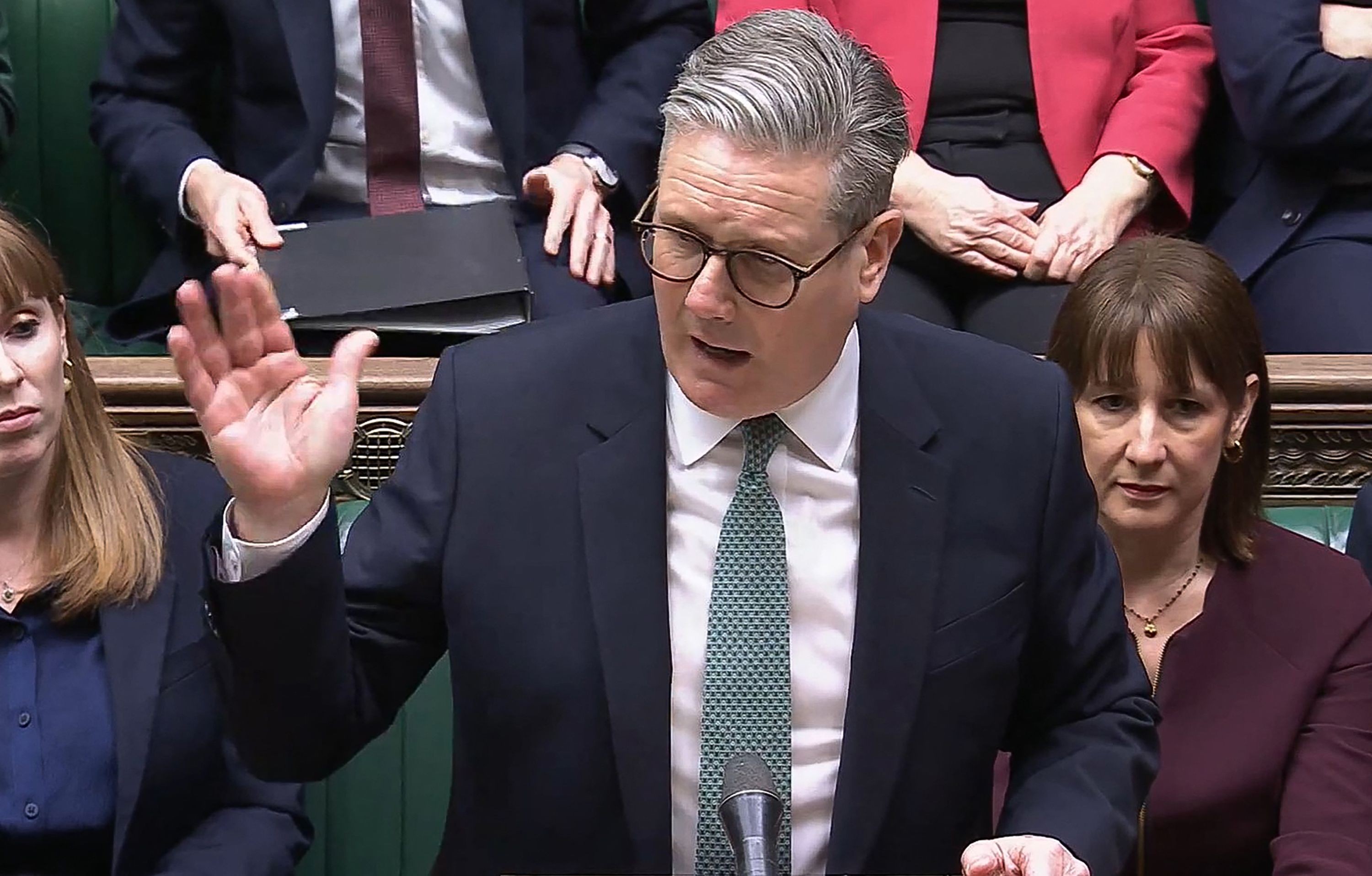 Premier britânico aumenta investimentos em Defesa antes de encontro com Trump