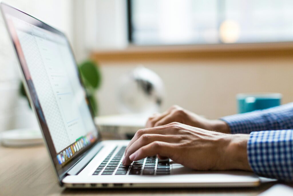 Inbound vs Outbound: 2 Estratégias de Marketing para Seu Negócio