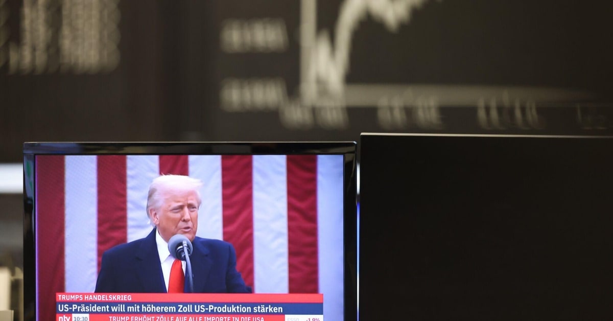 Como Trump Adota Táticas de Chefe da Máfia para Influenciar Mercados?