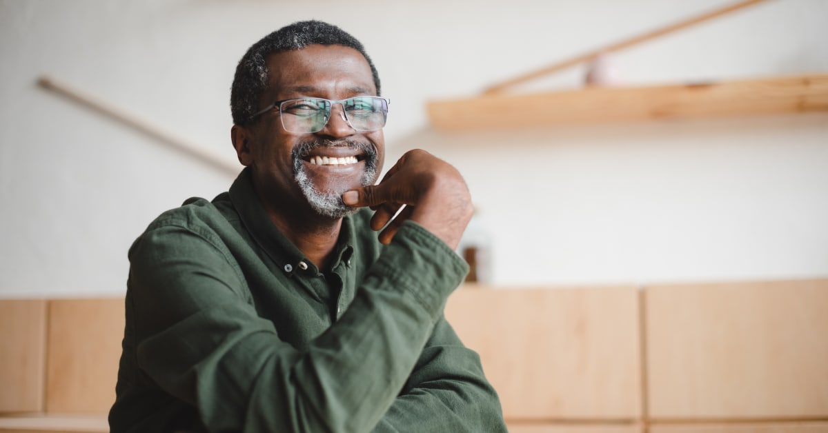 Quais são os desafios e oportunidades da geração prateada no mercado de trabalho?