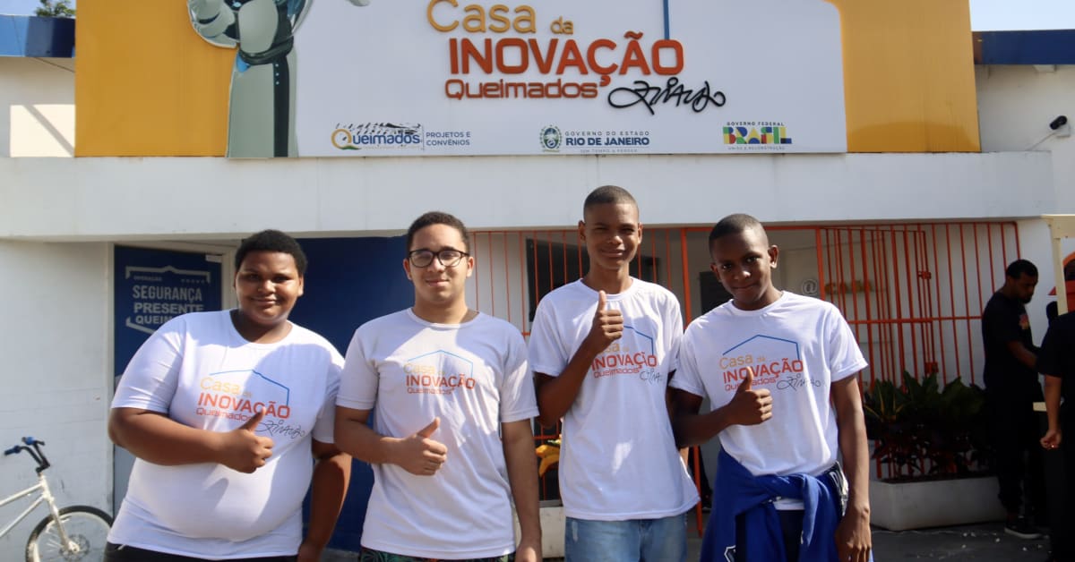 Como se inscrever nos cursos gratuitos de tecnologia e inovação em Queimados?