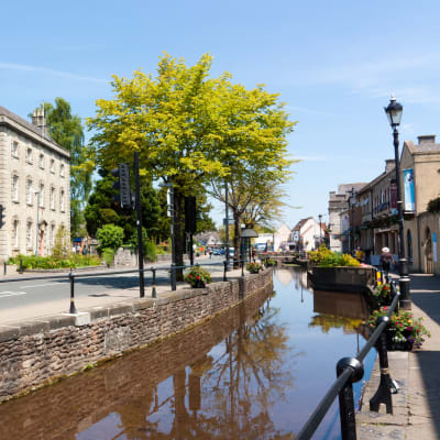 Tv-Deckarnas England med flyg