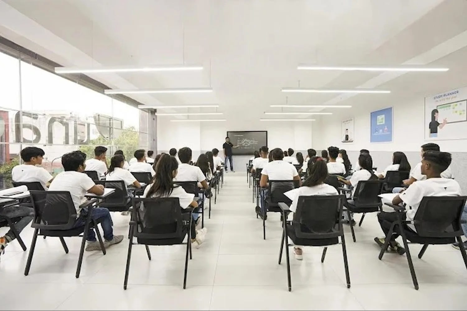 Unacademy Coaching Centre - Indirapuram, Ghaziabad | IIT JEE, NEET & Foundation Classes