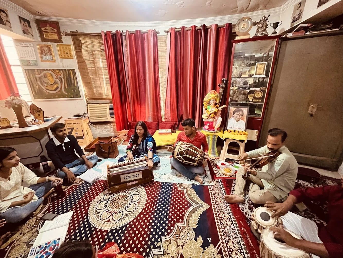 Sur sangram music academy